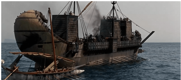 《埃及艳后》右舷